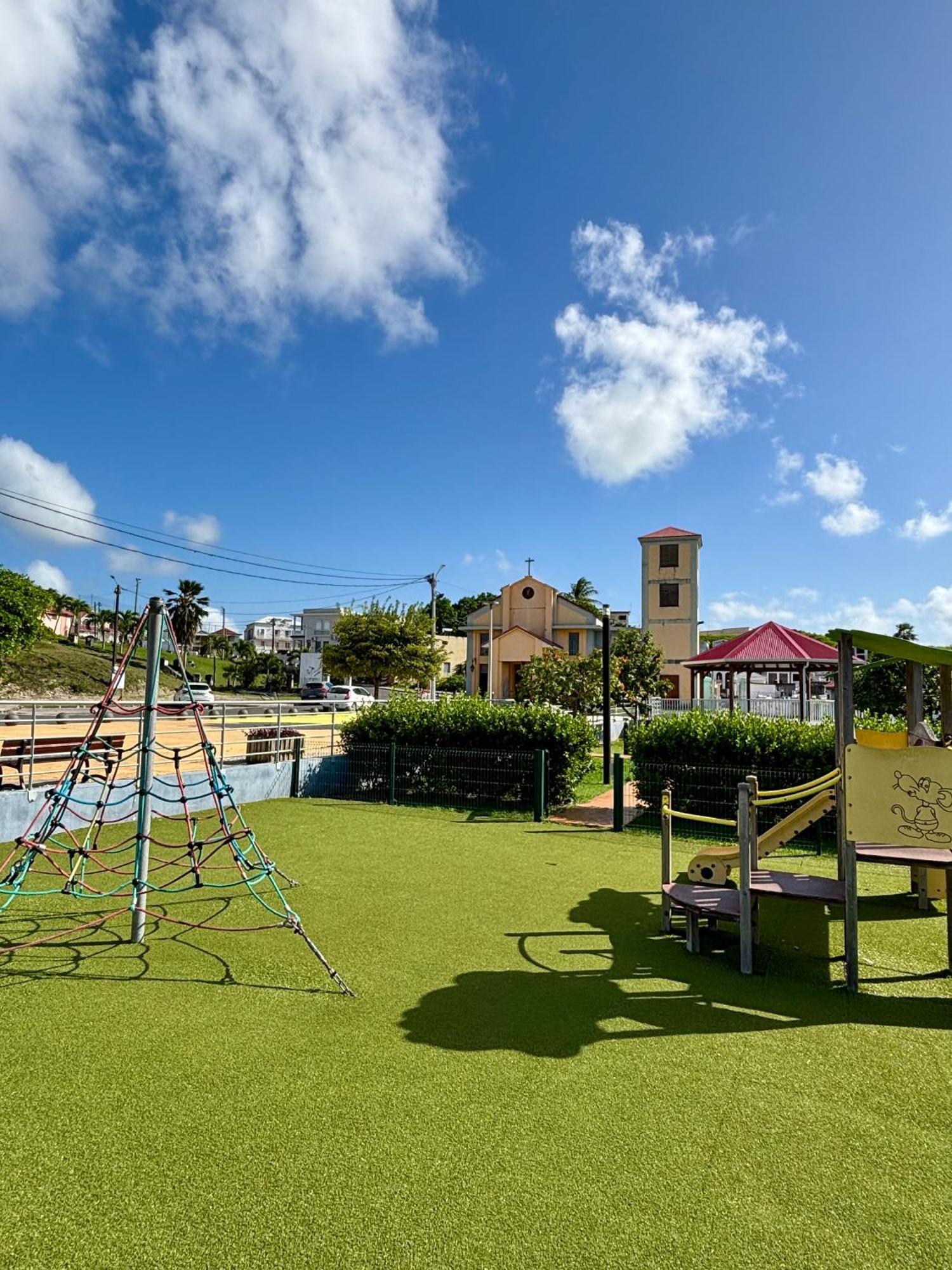 Gite Tournesol - A 2 Min De La Plage Et Du Bourg Anse-Bertrand Exteriér fotografie